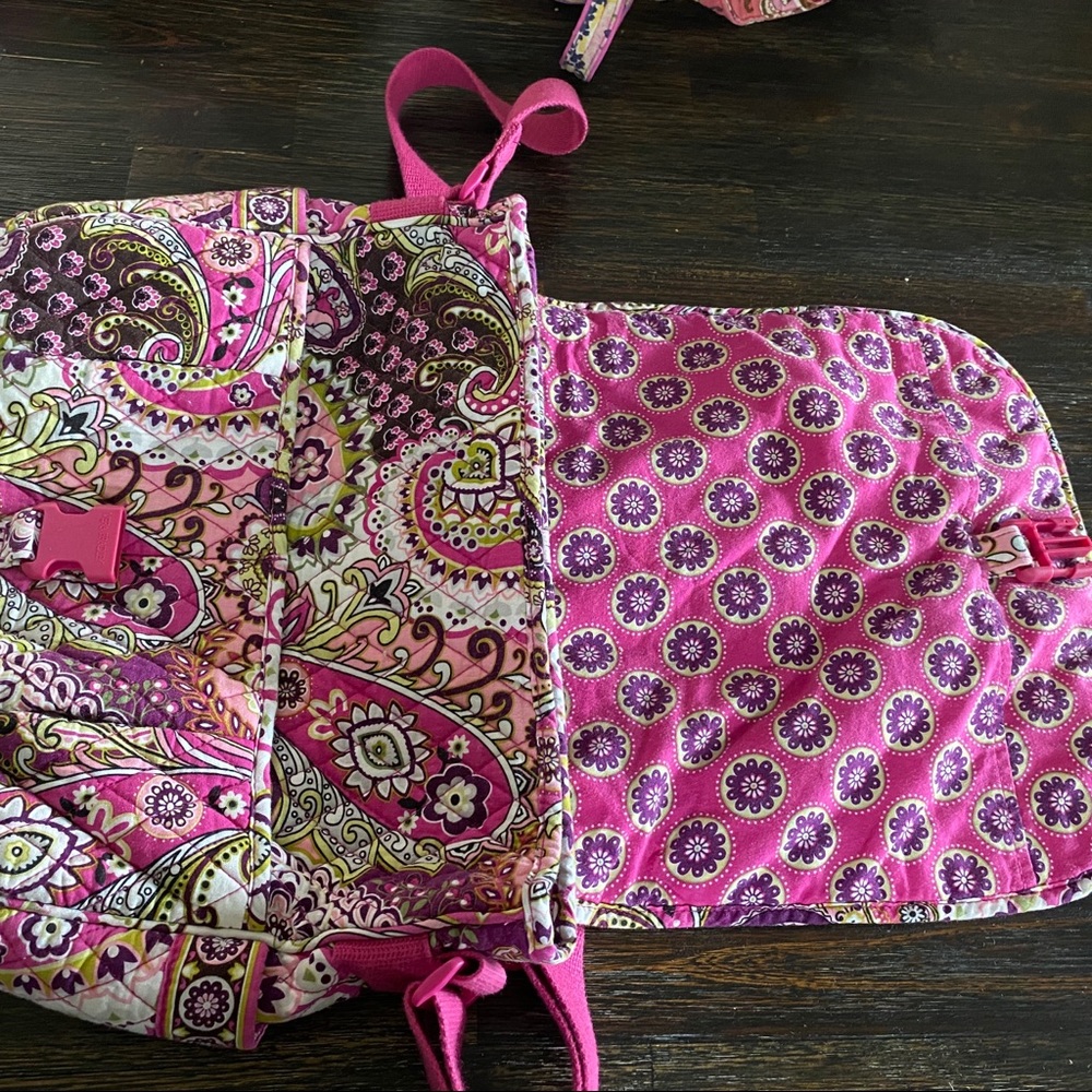 Vera Bradley Green and Pink paisley messenger bag - Picture 3 of 3